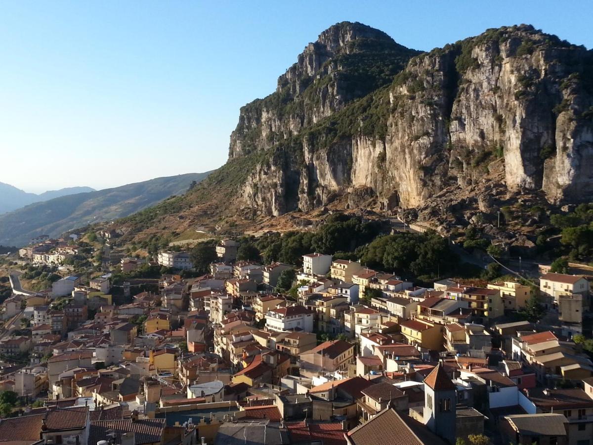 Fontana Seri Ulassai Exterior foto